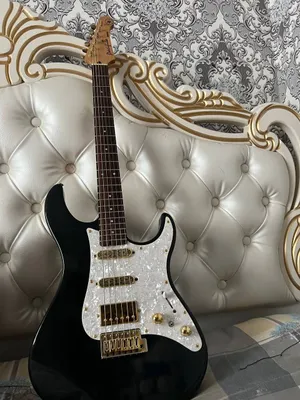 Продаётся гитара: оригинальная Yamaha, состояние хорошее, 300 $, торг уместен
