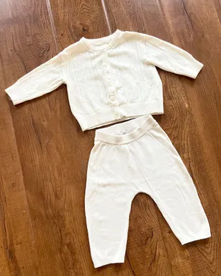 4–6 oylik chaqaloq uchun kostyumcha H&M 1