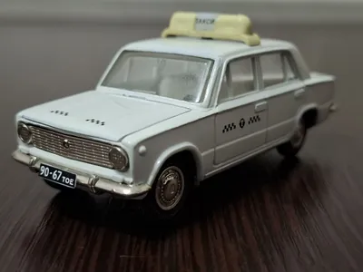 Коллекционная модель ВАЗ 2101 такси, масштаб 1:43 1