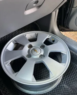 Diska sotiladi r15 1