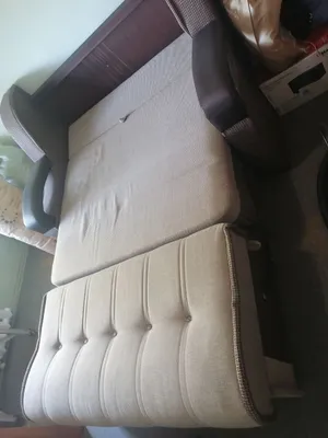Shoshilinch ravishda yig‘iladigan krovat-divan sotiladi 1