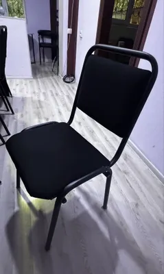 A’lo holatdagi parta va stullar 1