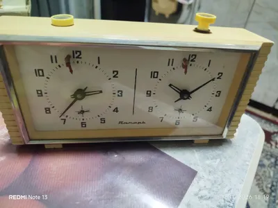 продаются часы шахматные 1