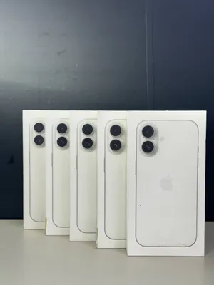 16 White 128  GB 1