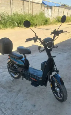 Продаётся скутер, всё есть 1