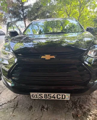 Chevrolet Tracker 2 с автоматической коробкой передач, люком, Premier Turbo 1