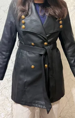 Удлинённая куртка-пальто из экокожи. 1