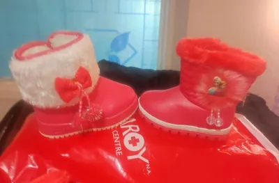 Продаю детские сапожки на девочек 1