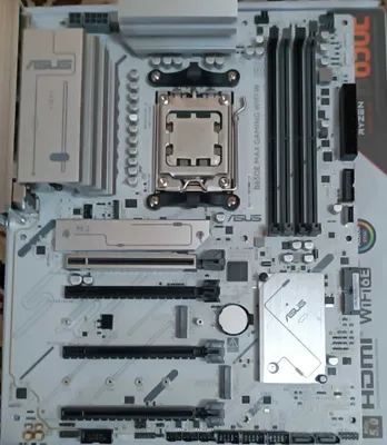 Asus B650E Max Gaming Wi-Fi 6E + AMD Ryzen 5 7600 1