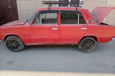 Продаются «Жигули» 011