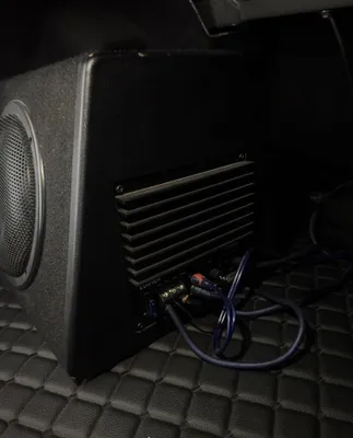 Edifier CW800D faol sabvuferi 1
