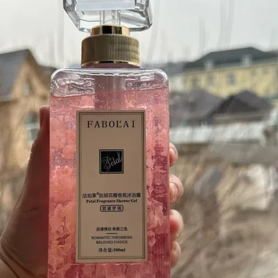 FABOL’AI Fragrance Moisturizing gul barglari bilan gel dushi 1