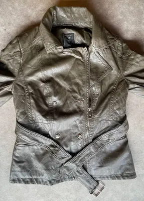 Кожаная куртка GUESS 1