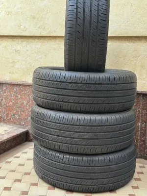 Продам покрышки балоны Giti Comfort 235/50/R19