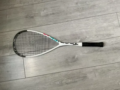 Продам ракетку для сквоша TECNIFIBRE б/у в очень хорошем состоянии