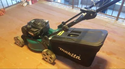 Газонокосилка Makita 1