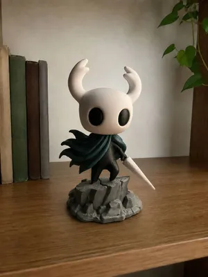 Stenddagi Hollow Knight haykalchasi 1