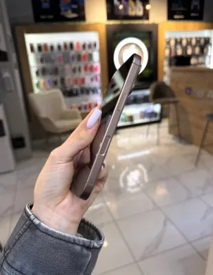 iPhone 16 Pro 256Gb Desert Akk: 88% Radnoy 3