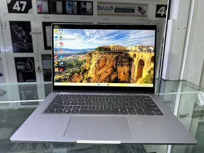DELL Latitude 5320 1
