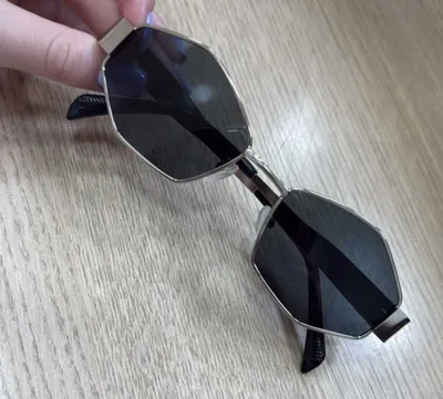 Очки стильные солнцезащитные 1