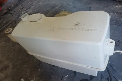 Ishlatilgan fekal nasos. Grundfos modeli 1