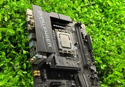 i5 12400f + MAXSUN Z690M 1