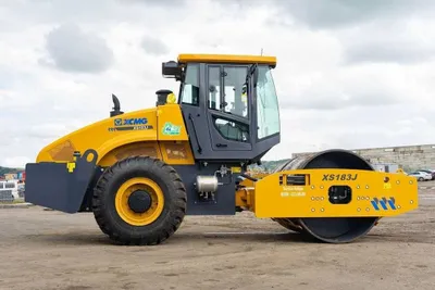 XCMG XS183J bir valikli vibratsion katok — 18 t 1