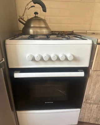 Газовая плита с духовкой