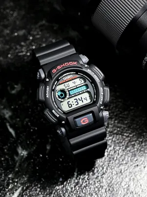 Casio G-SHOCK DW-9052 1