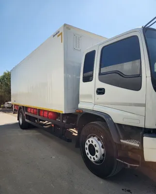 Katta Isuzu sotamiz 1