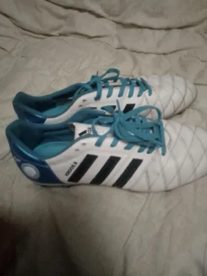Adidas Copa futbol butsalari sotiladi 1
