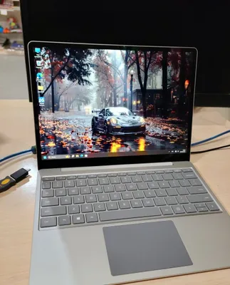 Microsoft Surface Laptop Go 1