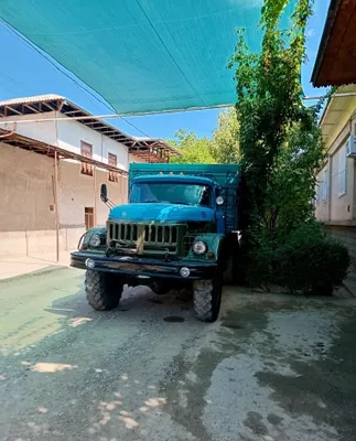 Zil 131 sotiladi moshina yangi terib chiqilgan 1
