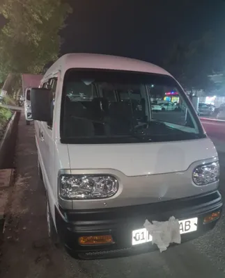 Avtomobil damas delux 1