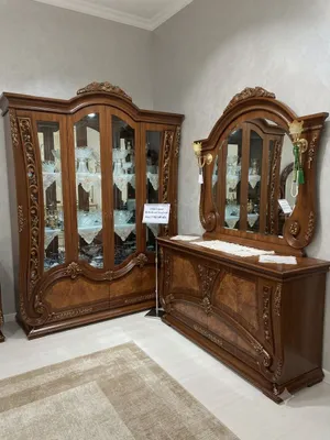 Китайская мебельная горка и комод, оригинал, состояние отличное