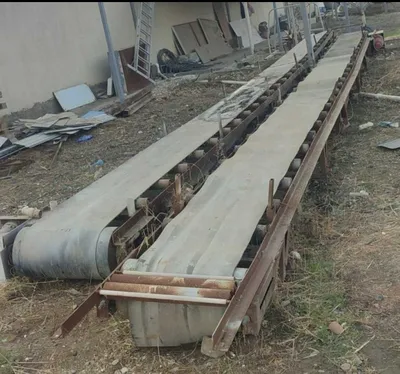Продаётся конвейер производственный 16 метро 1