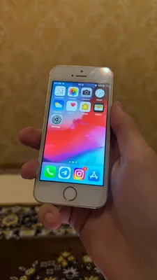 Iphone 5s gold 1
