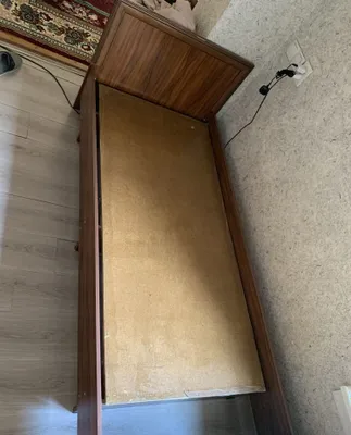 Кровать 200 см на 90 см. Односпальная