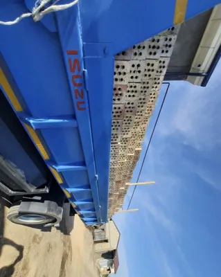 Isuzu Samasval dastafka xizmati 24/7 1