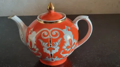 Чайник фарфоровый новый 1