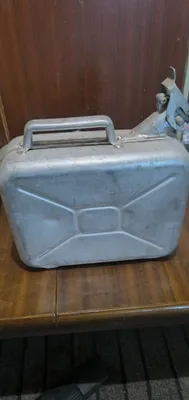Продам Канистру Алюминиевую 10 литров.