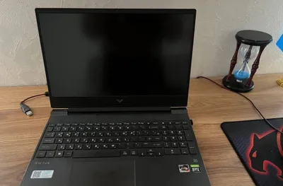 HP Victus Razn 7 1