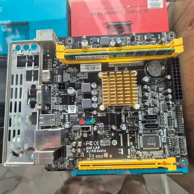 Материнская плата AMD A68N+ с CPU
