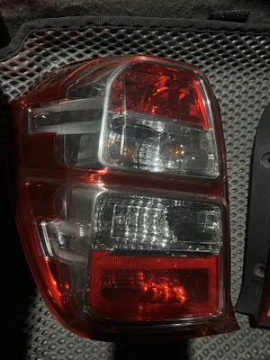 RAVON R4 Cobalt оригинал передний шильдик 1