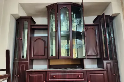Сервант Шкаф, Shkaf 1
