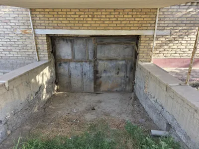 1) Темир дарвоза 3×2.15, 2) 2 та катта тахталик веранда 1
