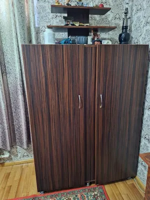 Yaxshi holatdagi shkaf. 1