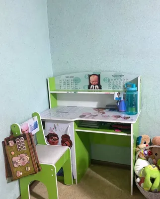 Bolalar yozuv stoli sotiladi