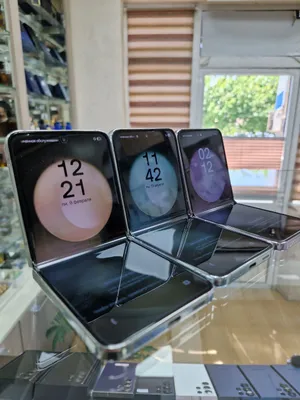 Samsung Flip5 5G 1