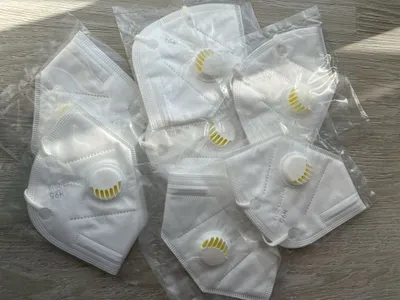 N95 respiratorli niqob 1